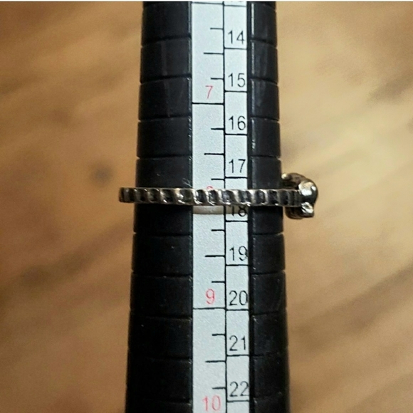 Silvertone Elephant Ring Size 8 - Picture 4 of 4